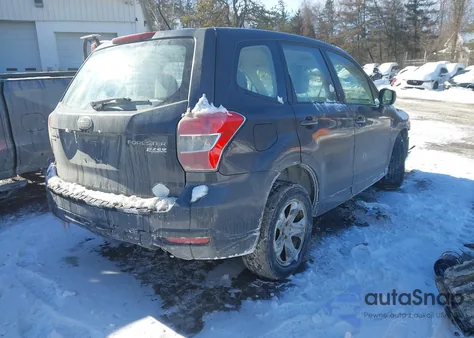 2015 Subaru Forester 2.5I z USA, uszkodzony, nr VIN JF2SJAAC2FH568573